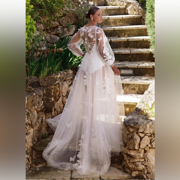 Bridal Robe - Picture 8 of 11